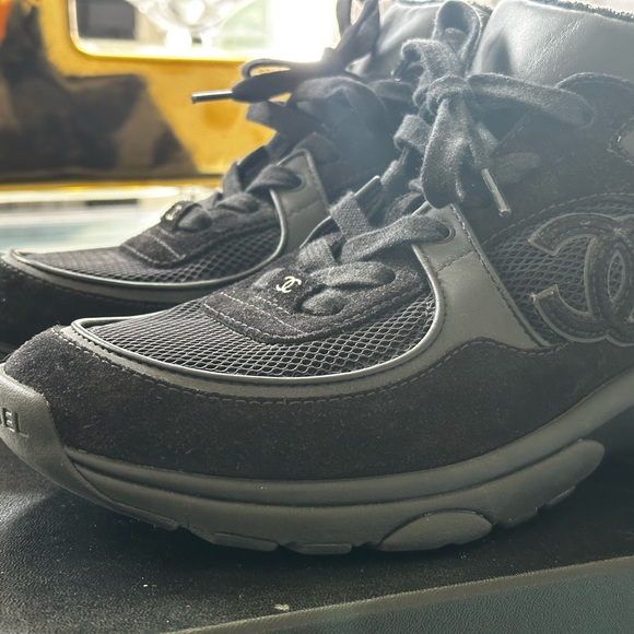 USED WOMEN CHANEL TRAINERS SUEDE - BLACK - Picture 7 of 9